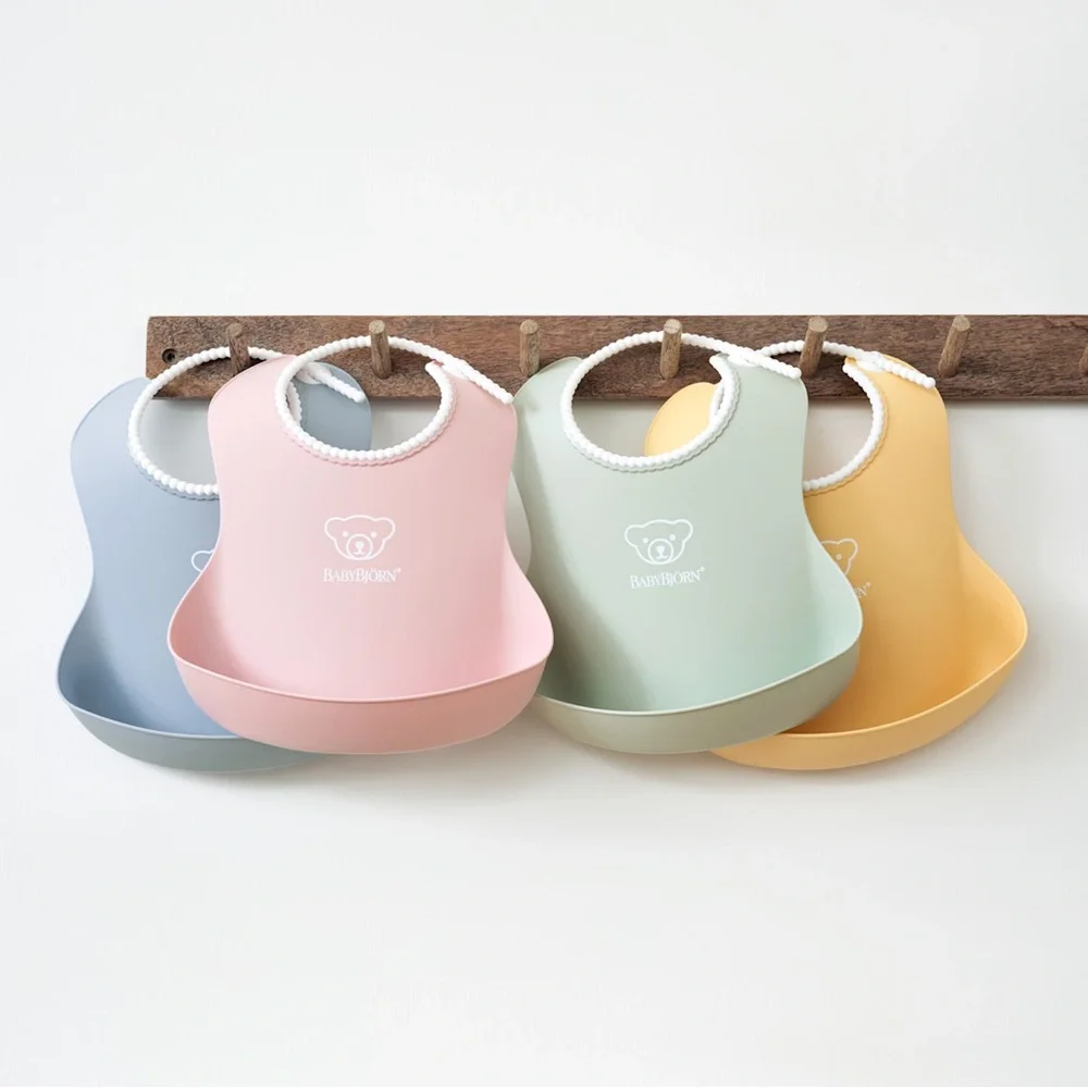 BabyBjörn Baby Bib (2 Pack) - Powder Yellow/Powder Green